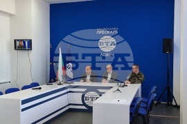 Национален пресклуб на БТА Ловеч - изложба "75 години НАТО и 20 години България в НАТО"