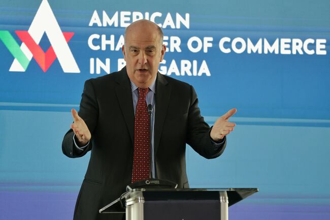 US Ambassador Merten Stresses NATO Is "Umbrella of Safety for Bulgaria"