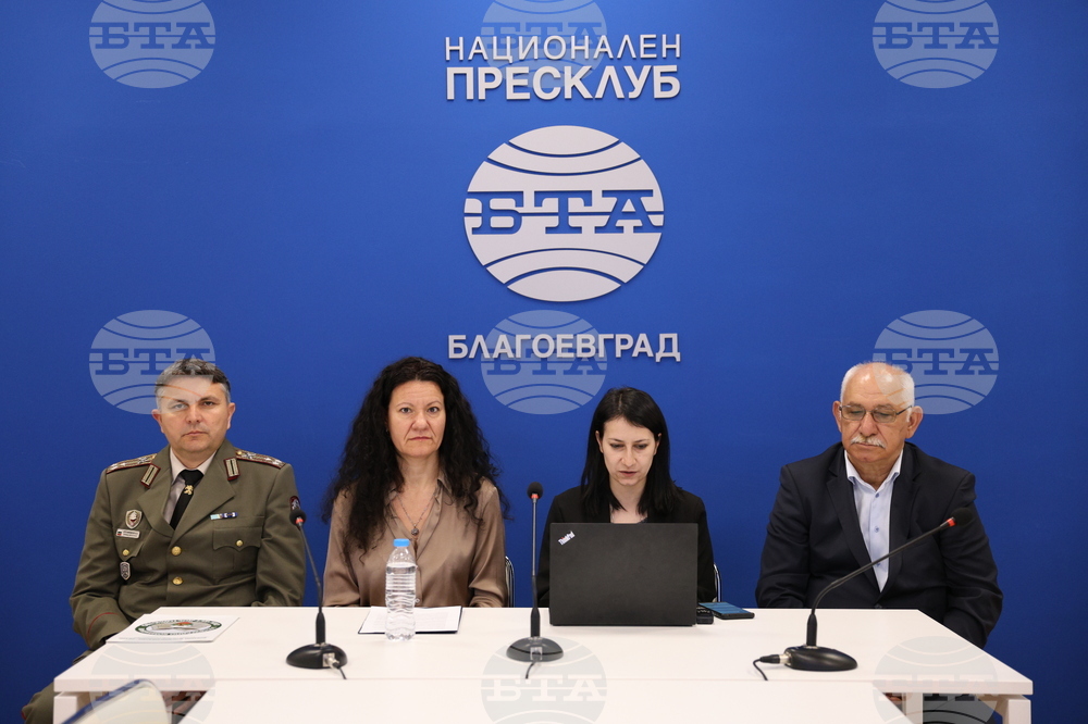 Национален пресклуб на БТА Благоевград - изложба "75 години НАТО и 20 години България в НАТО"