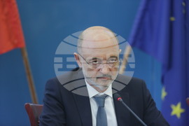 Асен Меджидиев - екип - представяне