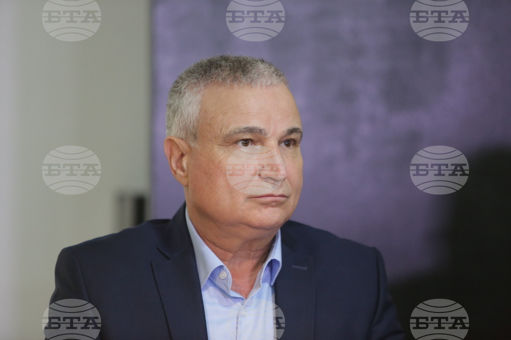 Велислав Минеков - екип - представяне