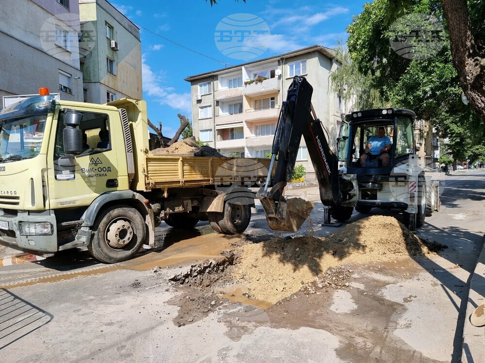 Община Лом започна спешен ремонт на тръбопровод, който осигурява водата в града и близко село
