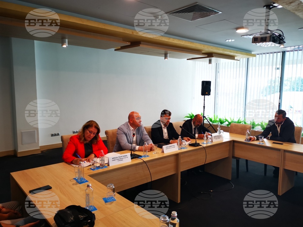 Българската хотелиерска и ресторантьорска асоциация предлага държавата да плати обезщетения за забавените плащания за украинските бежанци