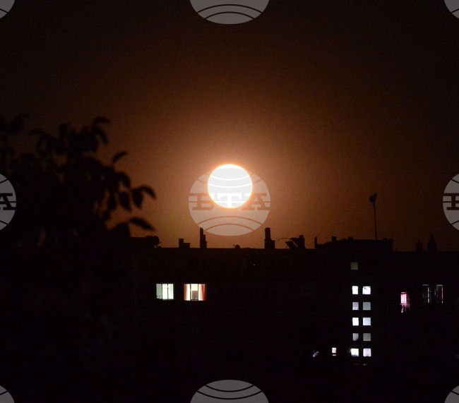 Исперих - пълнолуние