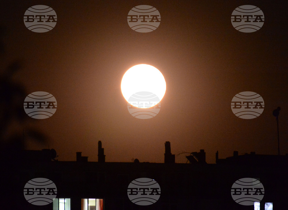 Исперих - пълнолуние