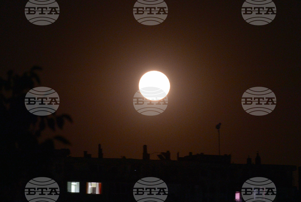 Исперих - пълнолуние