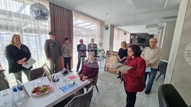 Габрово - столетник - поздравления