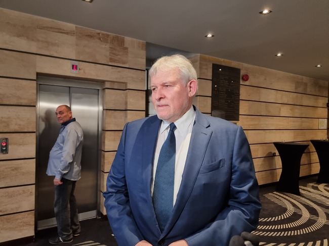 Димитър Главчев е отговорен и принципен човек, надявам се да си свърши съвестно задълженията, заяви председателят на СДС Румен Христов