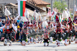 Село Турия - маскарадни игри