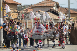 Село Турия - маскарадни игри