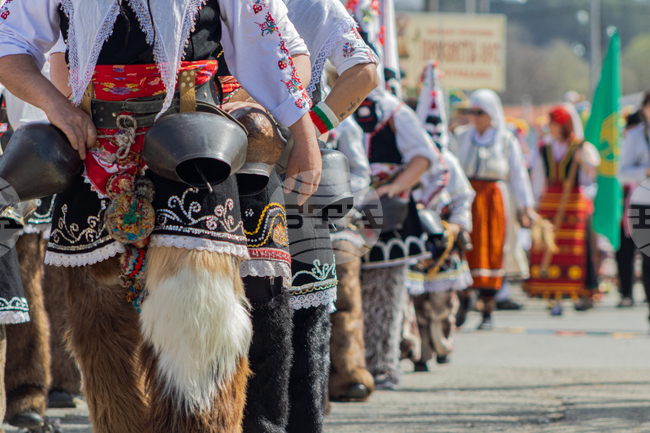 Започна записването за Националния фестивал на маскарадните игри „Старци в Турия“ в Павелбанско