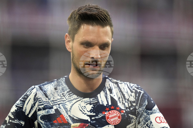 Синът на вратаря Свен Улрайх е починал след дълго боледуване