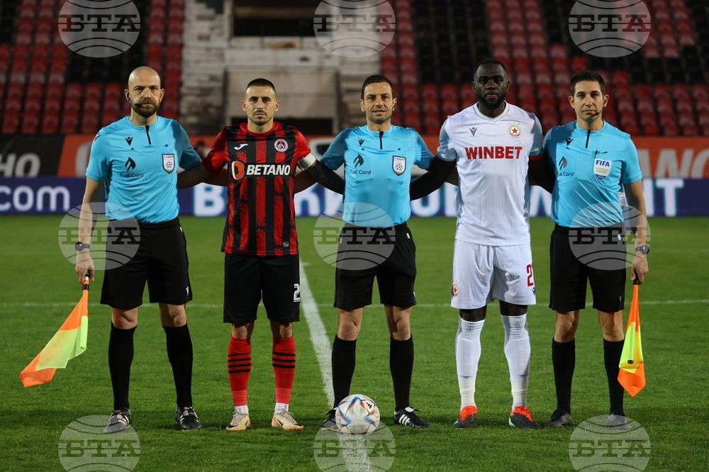 Футбол - Локомотив (Сф)-ЦСКА