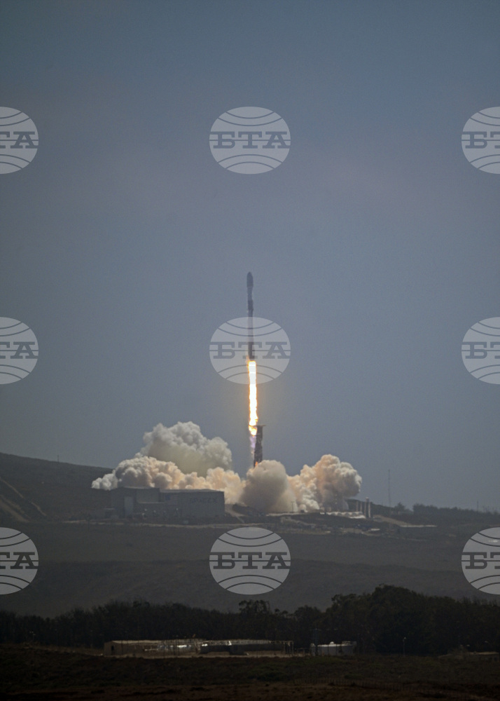 Спътник за наблюдение на нивото на Световния океан беше изстрелян от „Спейс Екс“