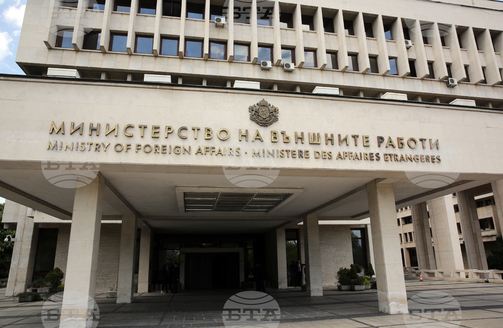МВнР препоръчва да се спазват стриктно превантивните мерки в Гърция заради повишения брой заболели от COVID-19