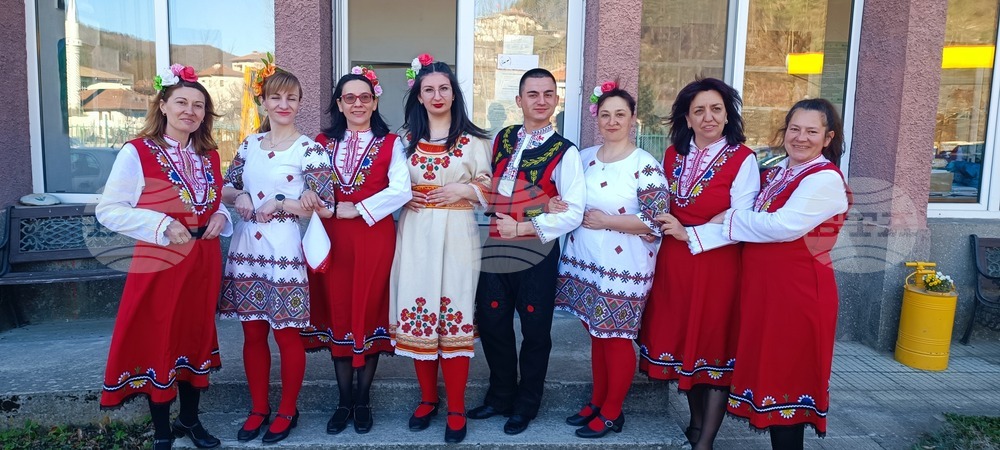 Благотворителен концерт събра средства за юбилей на училището в Смилян
