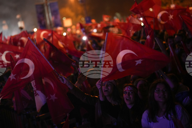 Започнало е разследване срещу окръжния председател на основната турска опозиционна партия в Истанбул