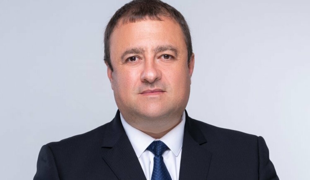 Служебният кабинет назначава кадри на ГЕРБ в земеделието, докато уволнява такива на БСП, според бившия земеделски министър Иван Иванов