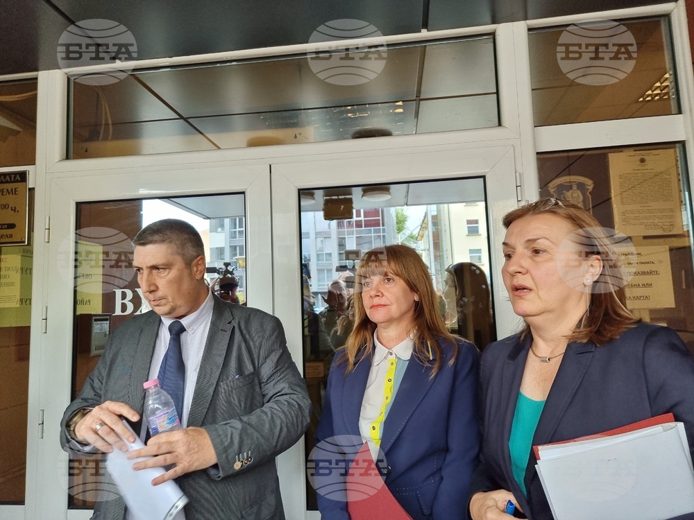 Перник - брифинг - Павел Млеканов - Аделина Алексиева - Албена Стоилова