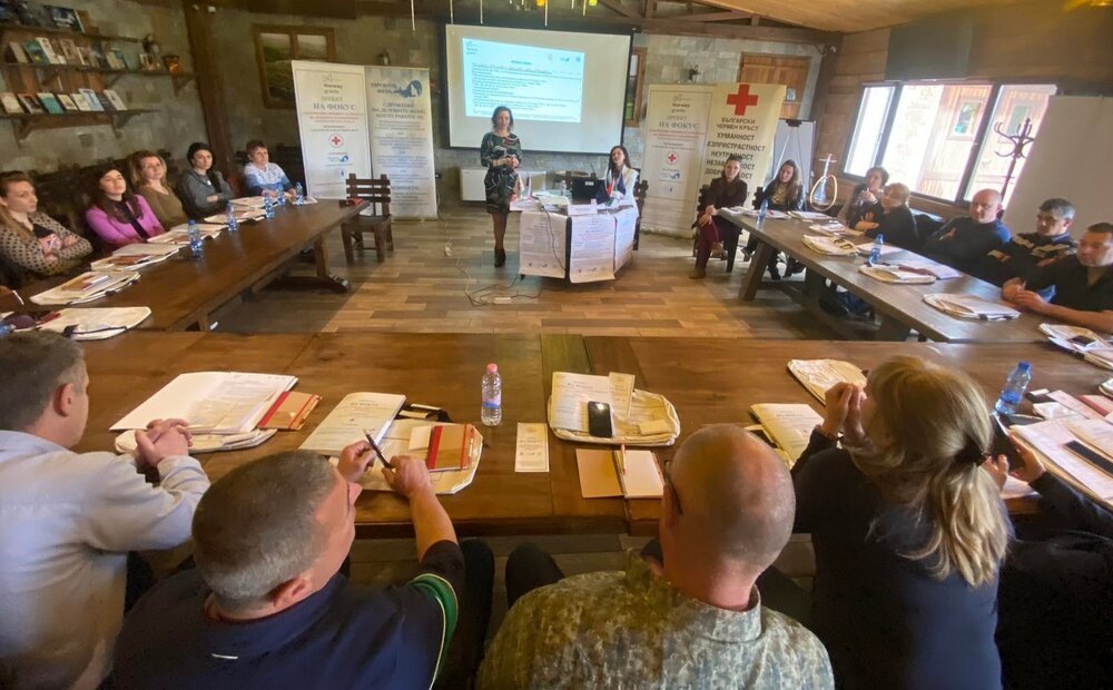 Областна администрация Русе: Ирена Тодорова представи опита на русенската областна управа в мениджмънта на кризи 