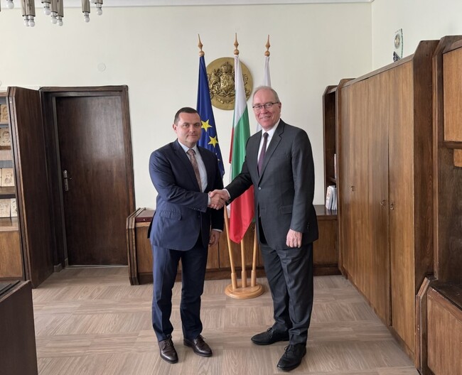 Кметът на община Русе се срещна с посланика на Швейцария Н. Пр. Раймунд Фурер