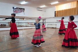 Разград - фламенко - клуб - танци