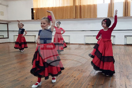 Разград - фламенко - клуб - танци