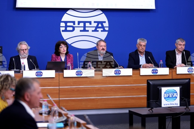 Национален пресклуб на БТА София - пресконференция - клуб „Сенатор“