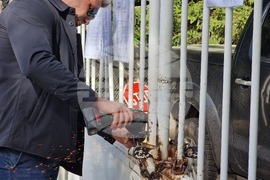 Столична община - незаконни постройки - премахване