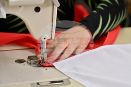 Първомай - изработка на знамена