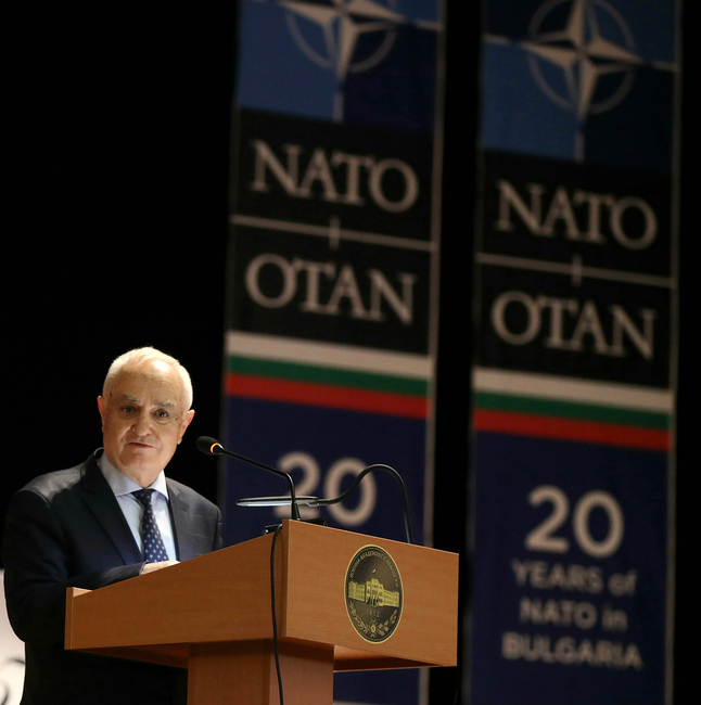 Заместник-министър Атанас Запрянов: Отстояването на евроатлантическия избор е твърдо във фокуса на отбранителната ни политика