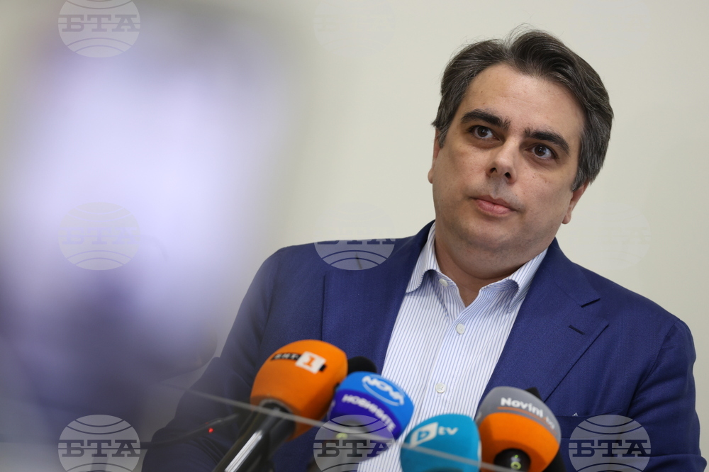 Асен Василев - брифинг