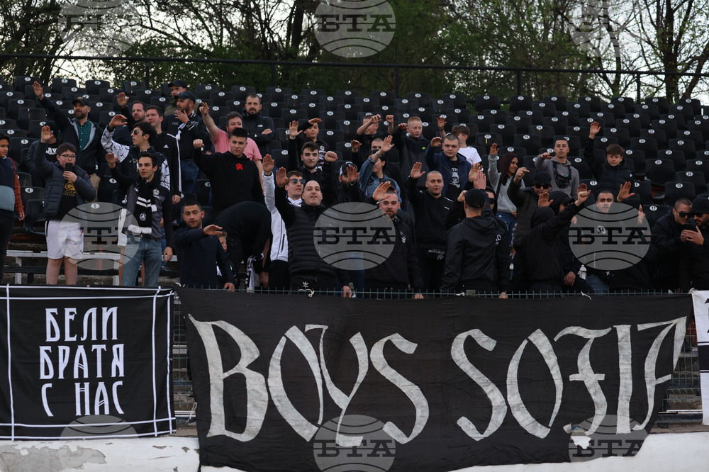 Футбол - Славия - Пирин