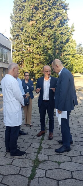 Здравният министър Асен Меджидиев: Два реанимационни екипа на ЦСМП Стара Загора вече пътуват към "Пирогов", където ще бъдат приведени две от децата, пострадали при инцидента на АМ Тракия