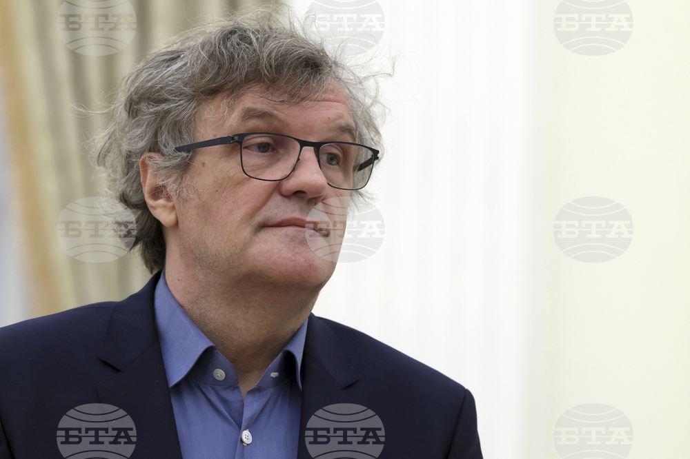 Емир Кустурица: Нямам намерение да се търкалям в политическата кал