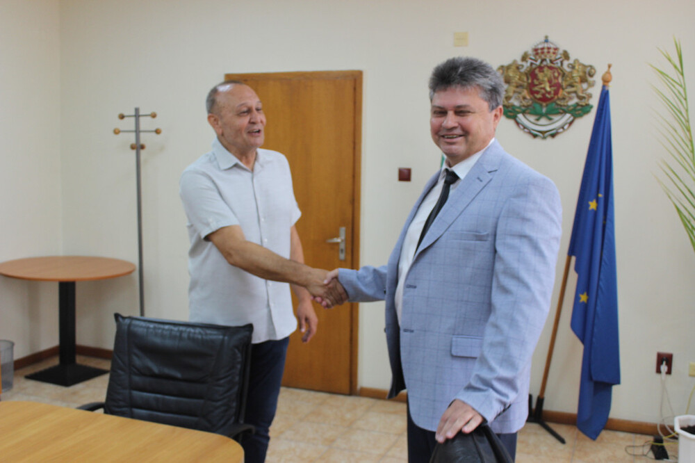 Областният управител представи своя заместник пред екипа на администрацията