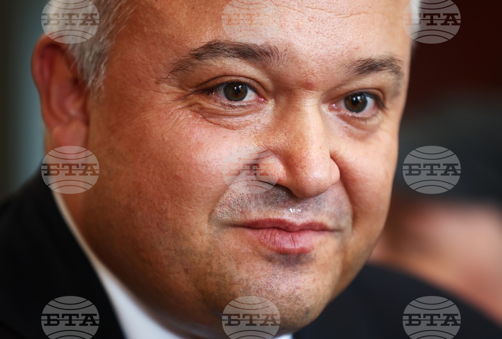 Център за административно обслужване на български граждани
