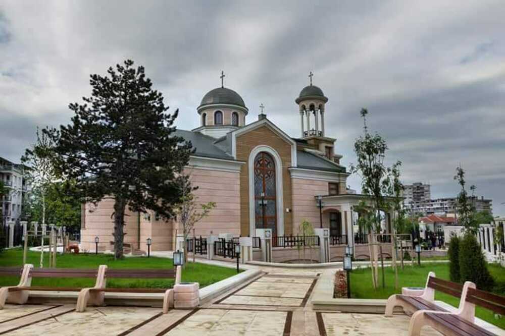 Църквата „Успение на Пресвета Богородица“ в Ямбол отбеляза своя седми храмов празник