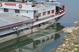 Русе - река Дунав - ниско ниво