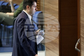 Парламент - заседание