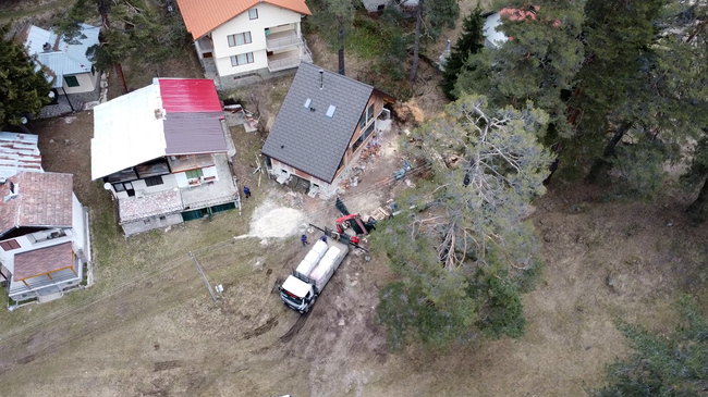 Фондация „Антикорупционен фонд“: Община Брацигово си затваря очите за незаконен строеж на майката на политика Делян Добрев