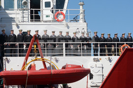 Варна - Научноизследователски кораб "Св. св. Кирил и Методии" (НИК 421) - завръщане