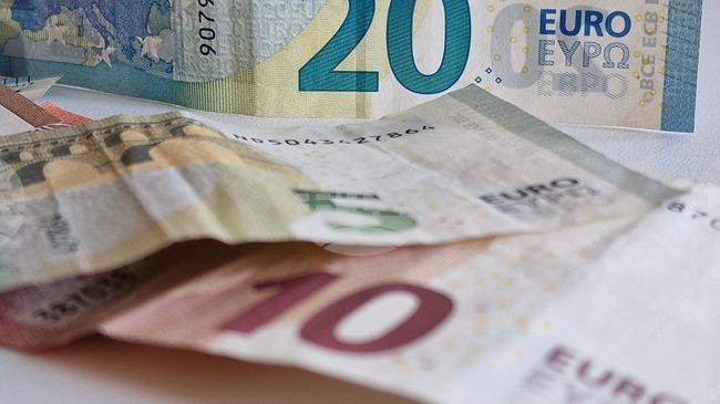 Преките чуждестранни инвестиции у нас нарастват с близо 21 на сто на годишна база до 2,5 млрд. евро към края на септември, сочат данните на БНБ