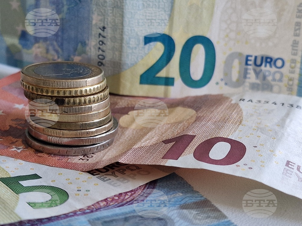 Брутният външен дълг на България е нараснал с близо 9 на сто до 47,6 млрд. евро към края на април, показват данните на БНБ