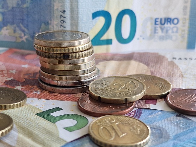 Преките чуждестранни инвестиции у нас възлизат на над 1,1 млрд. евро през първите четири месеца на 2025 г., сочат данни на БНБ