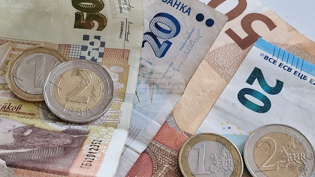 България е втора в ЕС по ръст на почасовите възнаграждения през четвъртото тримесечие на 2025 г.