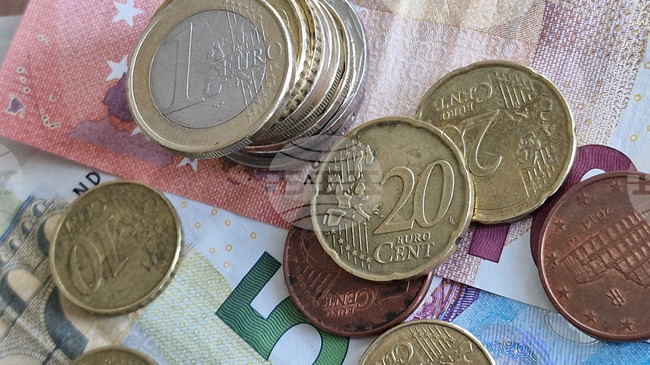 Вземанията на дружествата за бързи кредити бележат ръст от 16,6 на сто до над 4 млрд. евро към края на март, сочат данните на БНБ