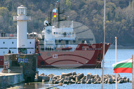 Варна - Научноизследователски кораб "Св. св. Кирил и Методии" (НИК 421) - посрещане