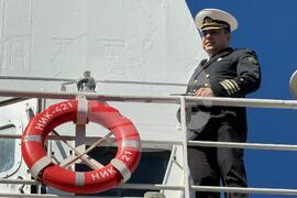 Варна - Научноизследователски кораб "Св. св. Кирил и Методии" (НИК 421) - завръщане