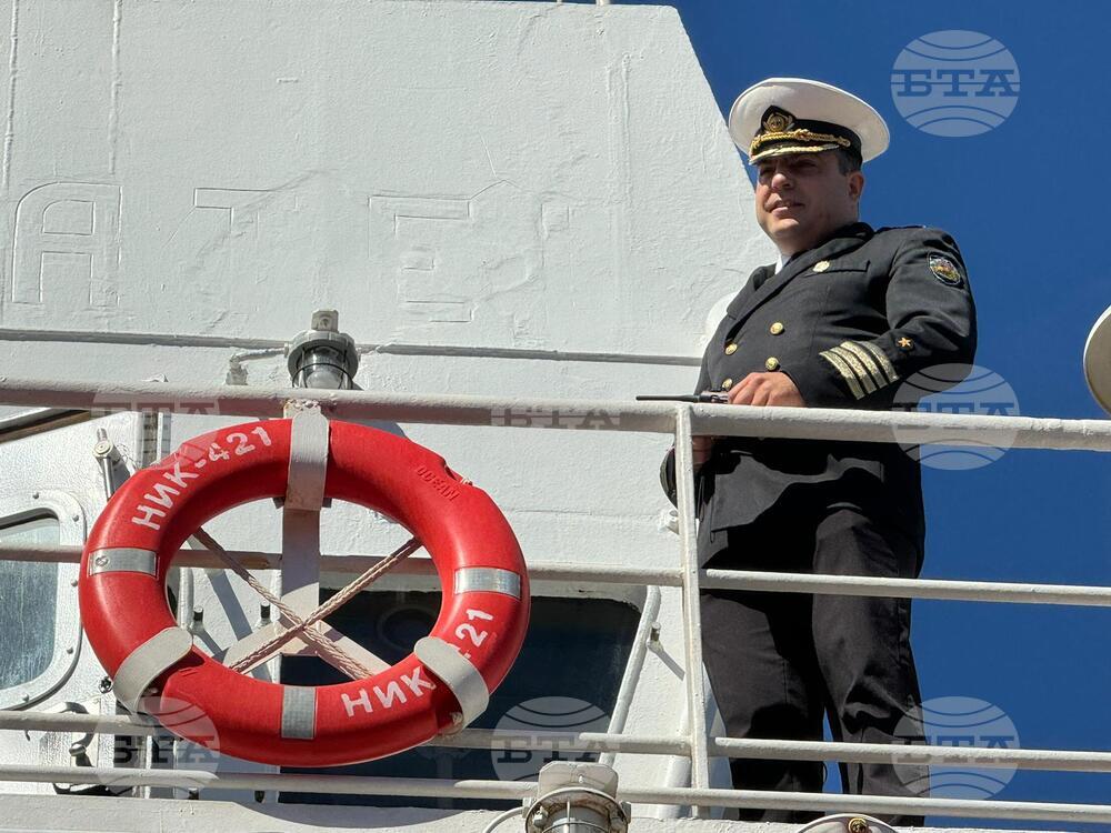 Варна - Научноизследователски кораб "Св. св. Кирил и Методии" (НИК 421) - завръщане